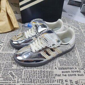 adidas Women's Silver and Cream Sneakers